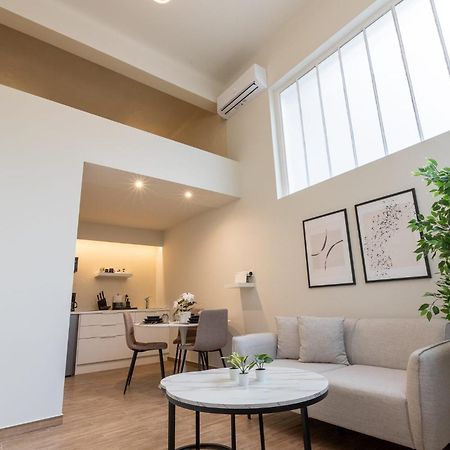 דירות אתונה Acropolis Local Loft מראה חיצוני תמונה