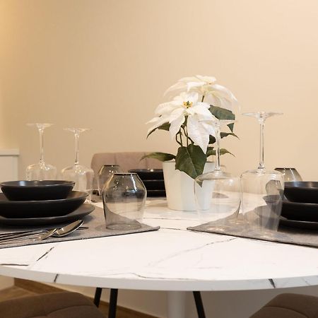 דירות אתונה Acropolis Local Loft מראה חיצוני תמונה