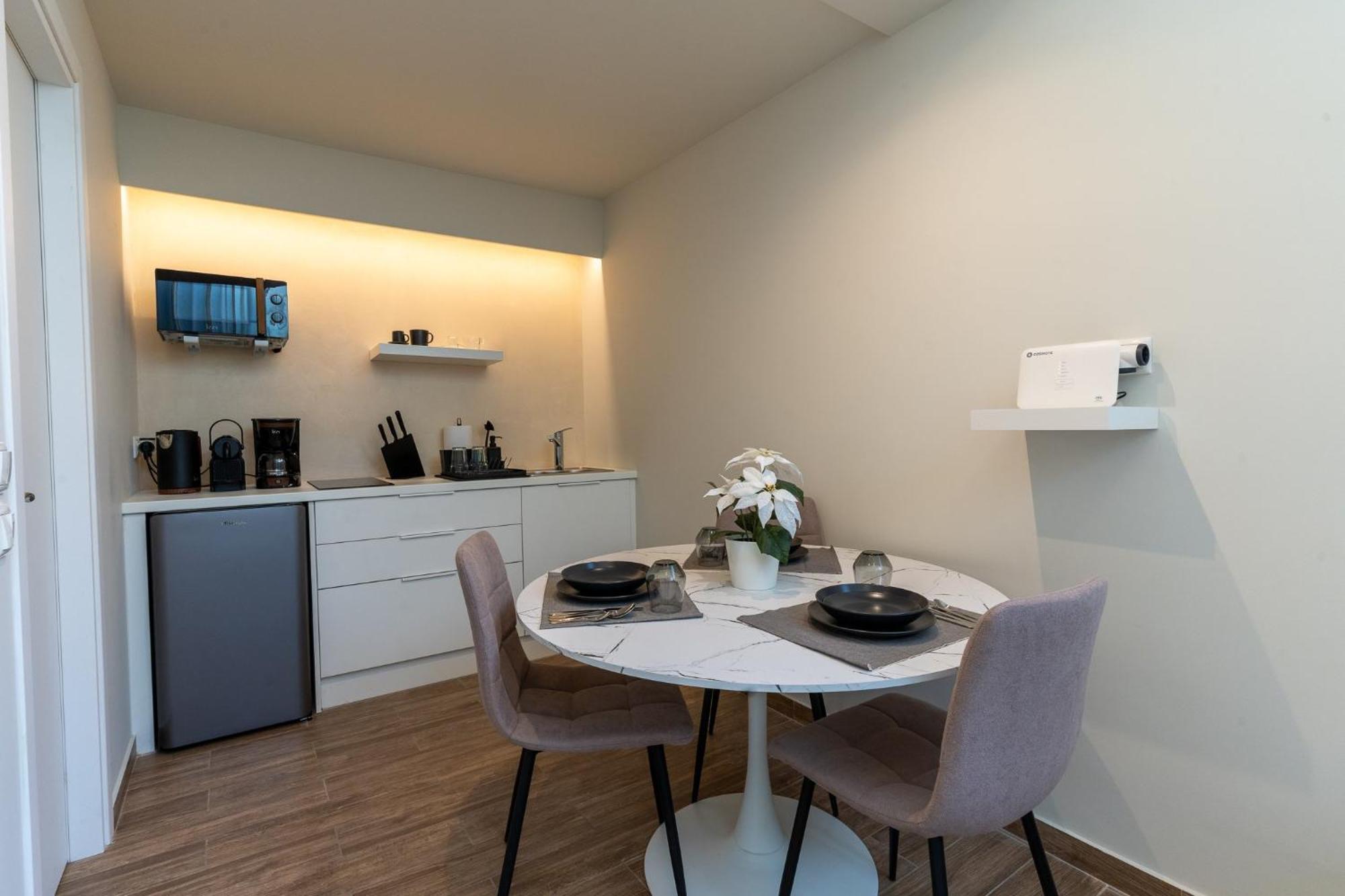 דירות אתונה Acropolis Local Loft מראה חיצוני תמונה