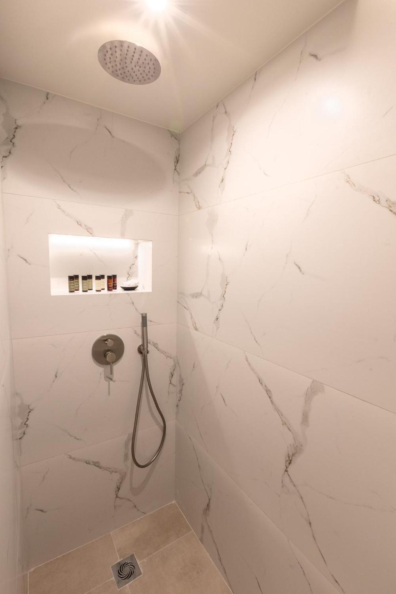דירות אתונה Acropolis Local Loft מראה חיצוני תמונה